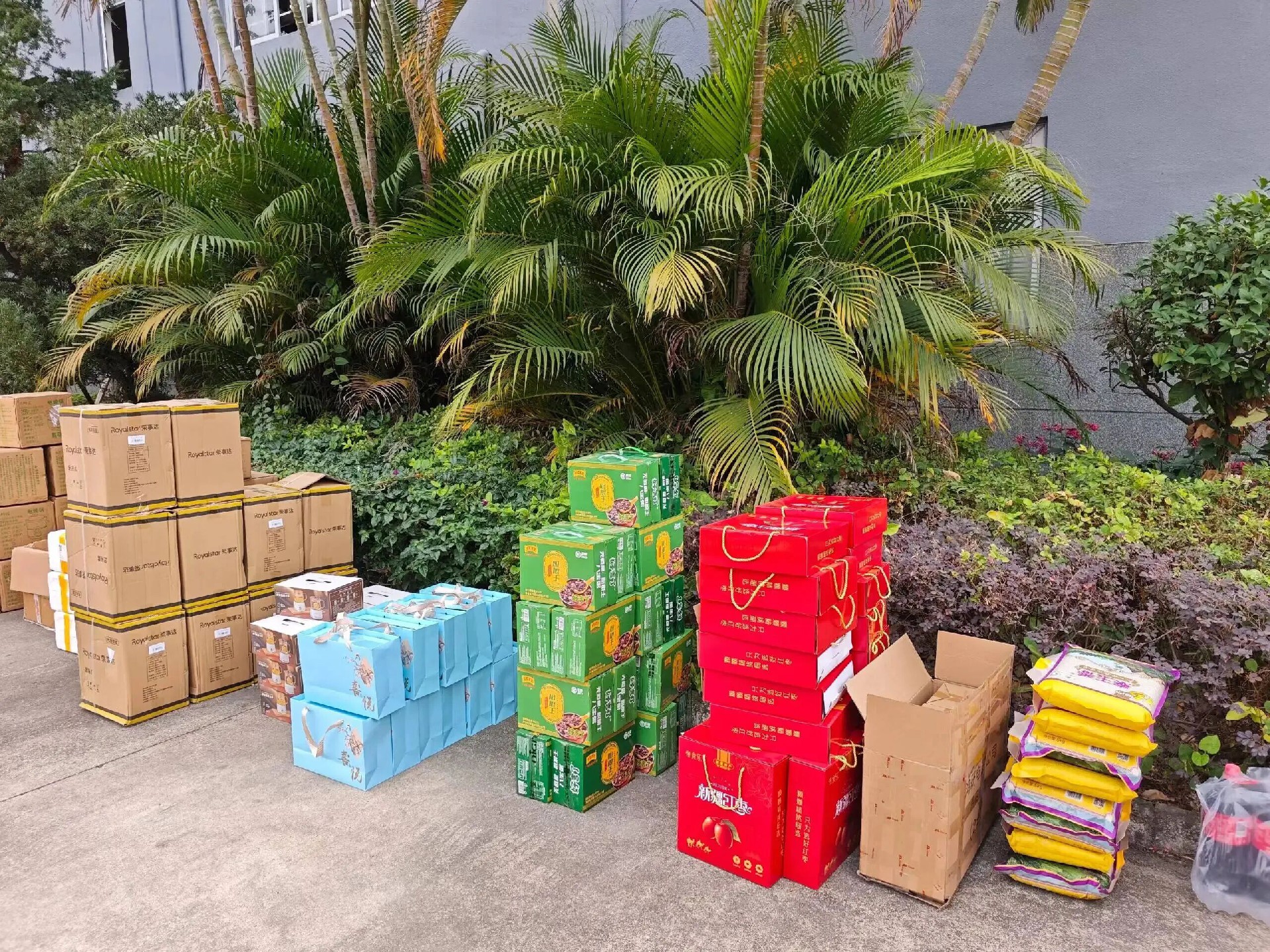 数码彩“老窝”新春家宴，简约却有大底气