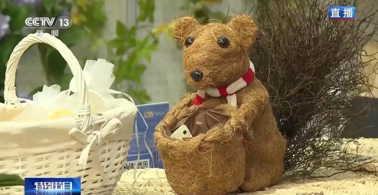 编织工艺品、陶瓷凭实力“出海” 小商品如何实现卖全球？