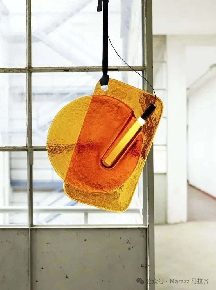 90周年特别企划｜特邀Zaven撰稿：藏在卧室里的光影与记忆