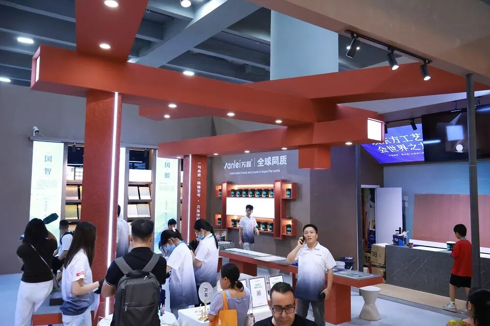 一桶藏山河，万磊以国潮新妆续绘东方美学长卷