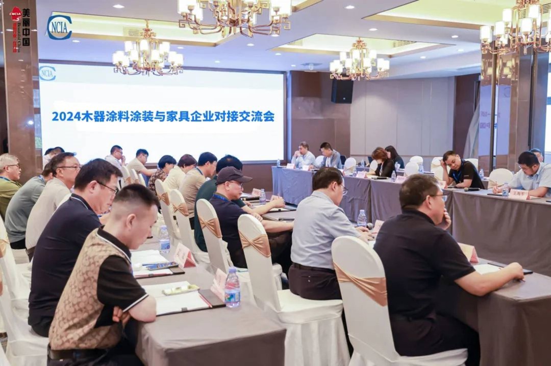 绿色浪潮下，中国木器涂料行业蓄势待发，展辰/北新嘉宝莉/阿克苏诺贝尔/君子兰等将深度参与