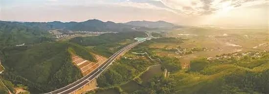 河源：建五横五纵三联,千年客家古邑加速融湾|沿着高速看中国