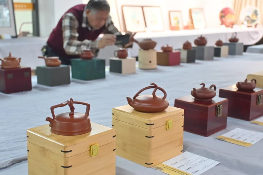 第十七届广东省陶瓷艺术创作设计创新大赛暨第十六届广东省陶瓷艺术精品展在潮州举办