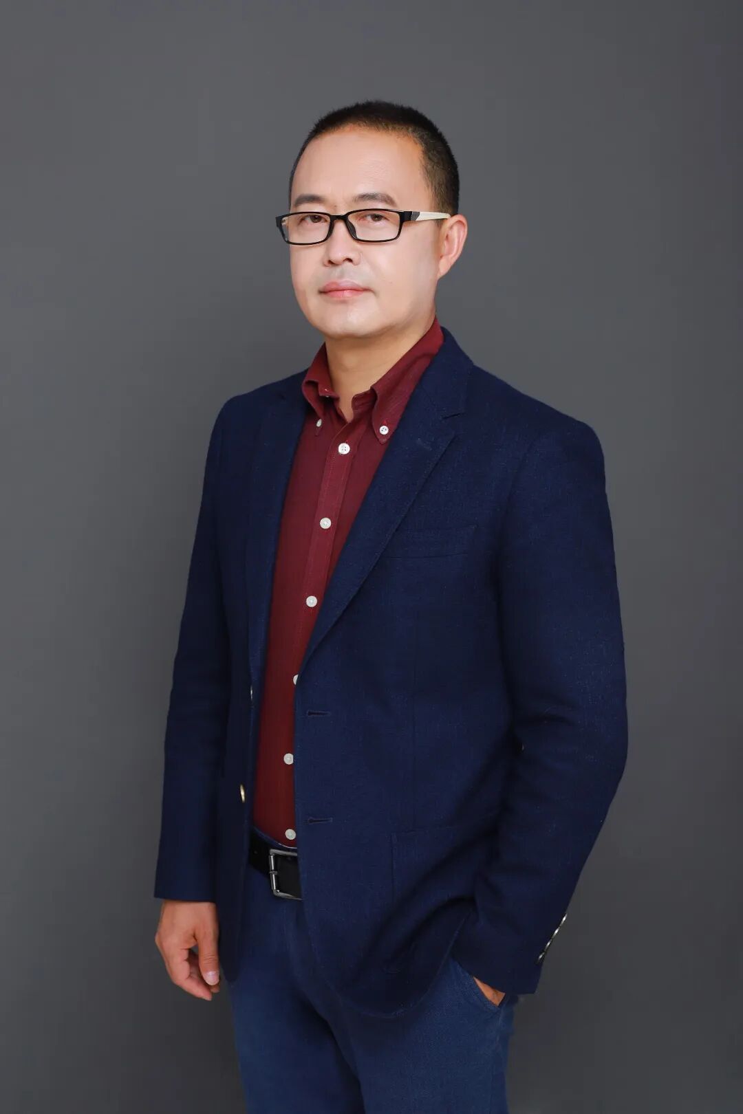 对话“360度涂料人”梁海生： 内卷下的艺术涂料突围【涂说】