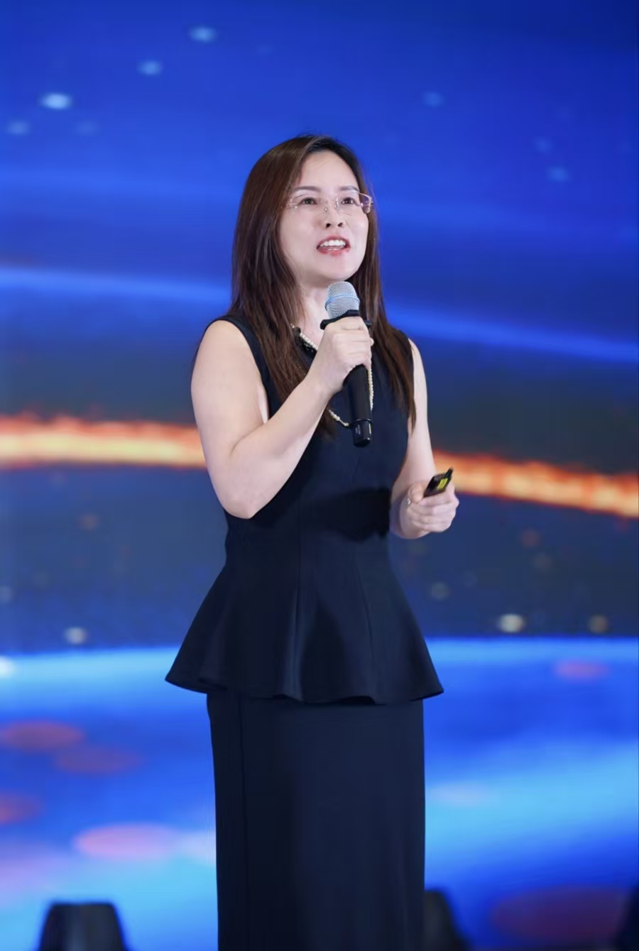 七七峰会重磅分享｜蒙太奇联合创始人吕芳方如何打造IP,打通行业增长新通路