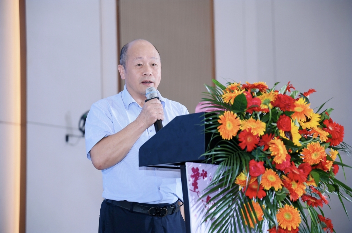 江西省涂料协会会长谢志明为七七峰会致辞 江西省涂料协会会长谢志明为七七峰会致辞