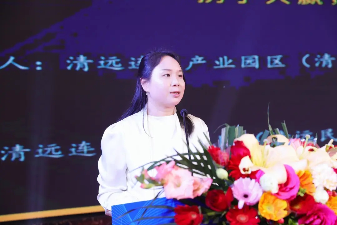 从 “卖材料” 到 “卖效果”!2026墙面高定涂料峰会定调:高定无界,交付为王 从 “卖材料” 到 “卖效果”!2026墙面高定涂料峰会定调:高定无界,交付为王